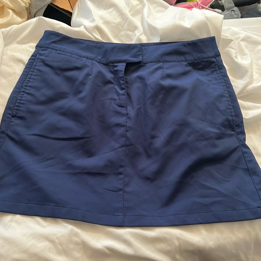 Women’s golf skort